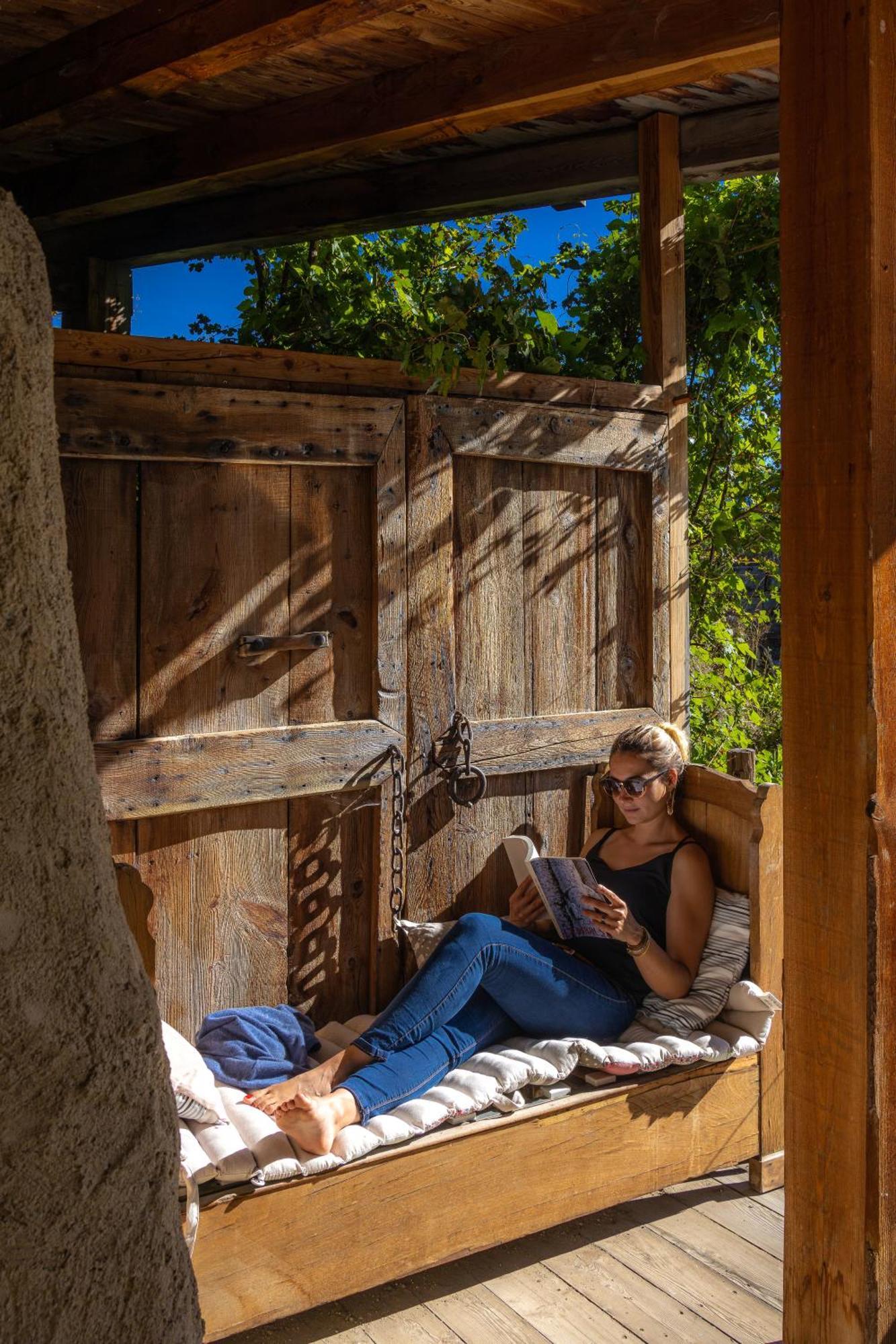 La Ferme De Beaute Panzió Chateauroux-les-Alpes Kültér fotó