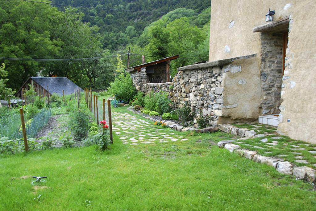 La Ferme De Beaute Panzió Chateauroux-les-Alpes Kültér fotó